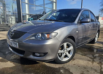 Mazda 3 1.6 AT