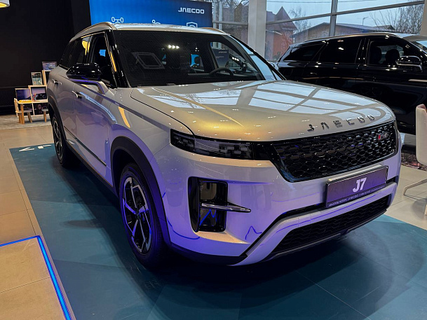 JAECOO J7 FL 1.5T DCT Urban FL