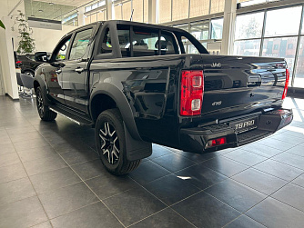 JAC T8 PRO 2.4T MT Full Extra 4WD